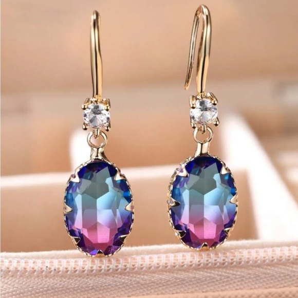 Delilah Wear Jewelry - New color block earrings